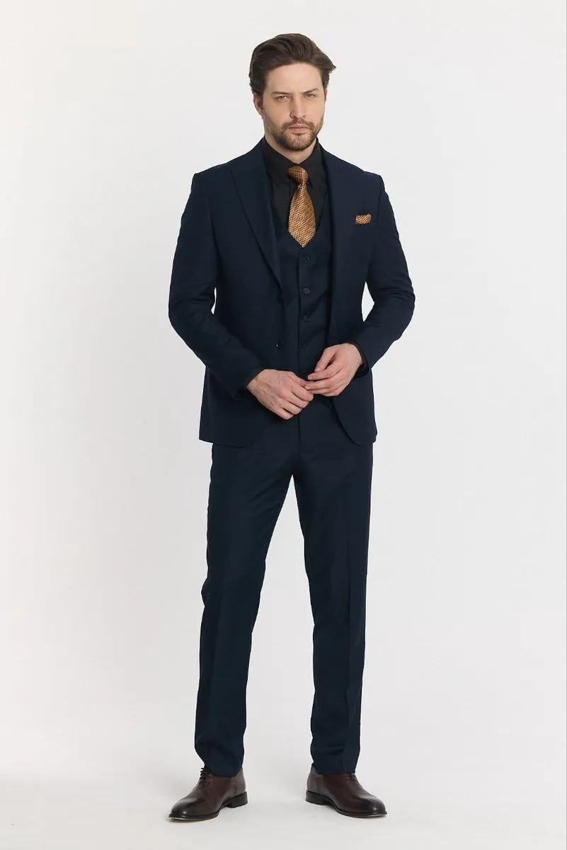 Navy Blue Three-Piece Men's Suit with Peak Lapel – Three Piece Suit by Mark Morente